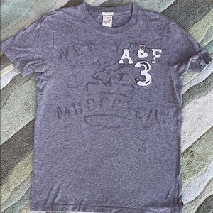 Abercrombie and Fitch vintage t-shirt - Size S